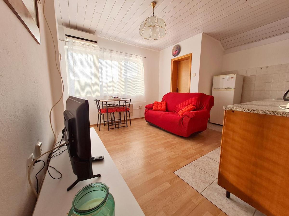 Apartman Tea Novi Vinodolski Ngoại thất bức ảnh