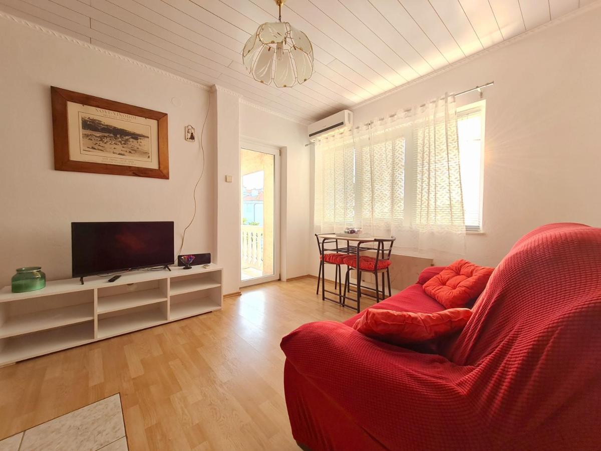 Apartman Tea Novi Vinodolski Ngoại thất bức ảnh